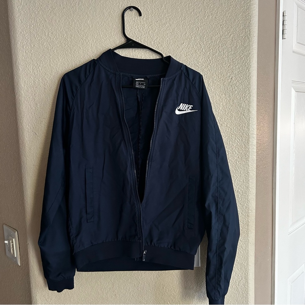 Nike Adult Small Zip-Up Jacket